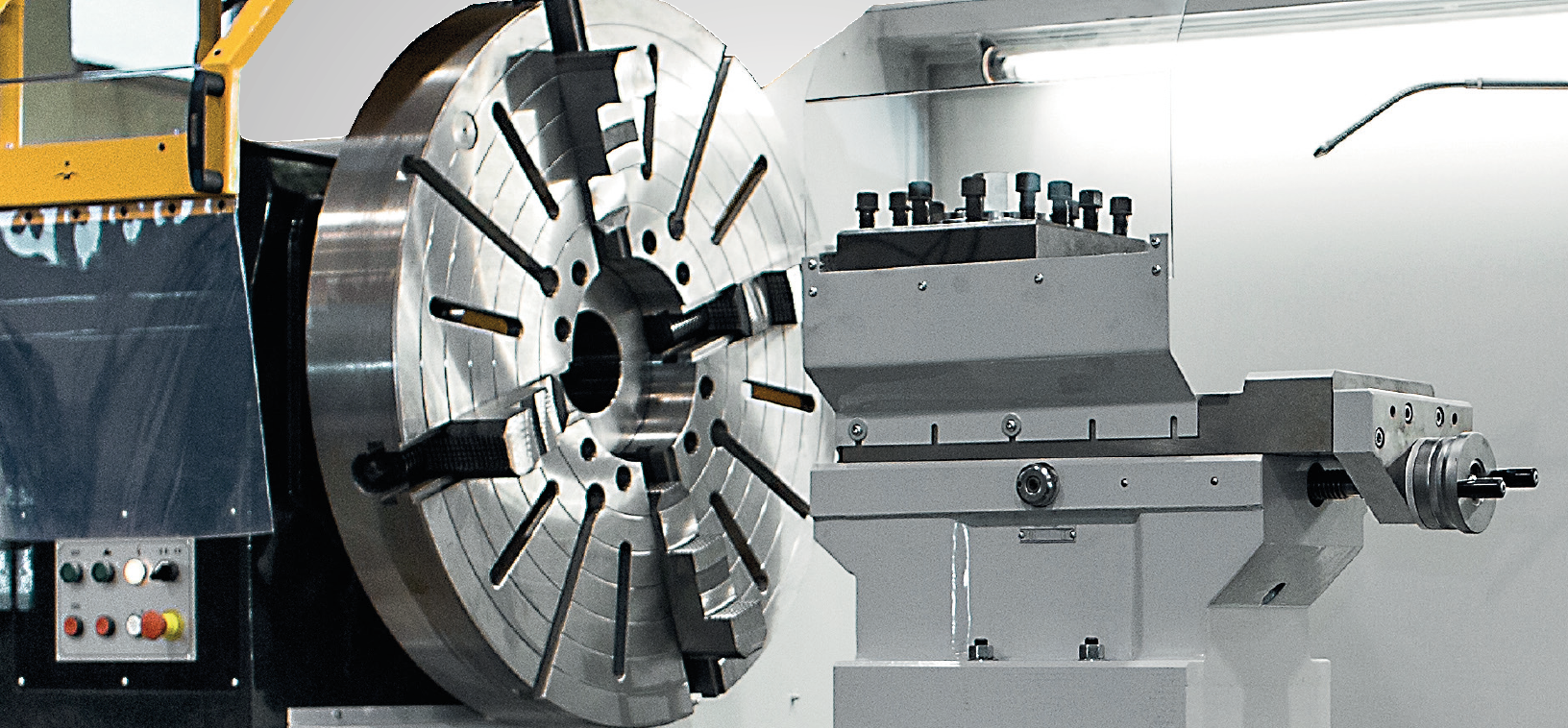 Heavy Duty Lathe
